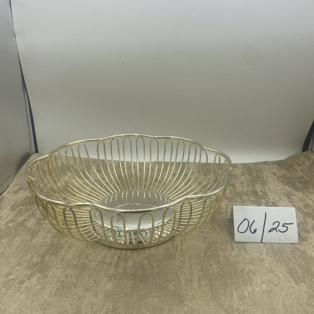 Silver Plate Round Fruit, Bread, Vegetable Bowl Basket, 9.5” Diameter